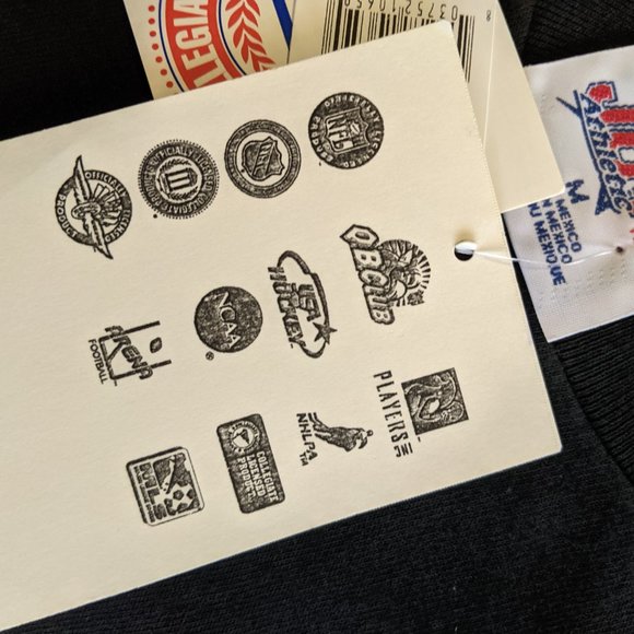 Black Purdue College T-shirt (Tee Shirt) Short Sleeve NWT Medium - Picture 8 of 15